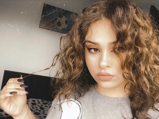 I Am A Brunette! I'm 18, People Call Me Bry-brianne